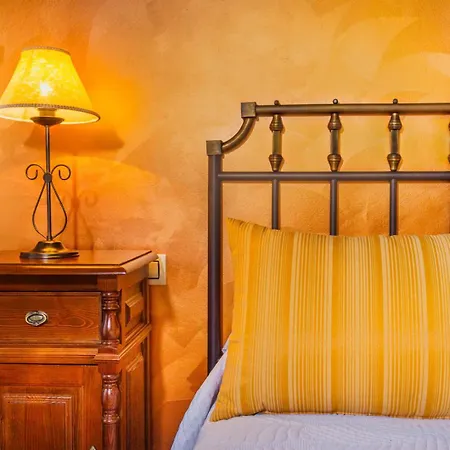 Tia Tomasa Holiday home Malpartida De Plasencia