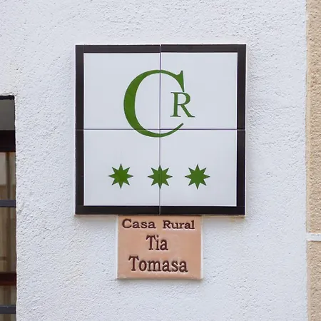 Tia Tomasa *